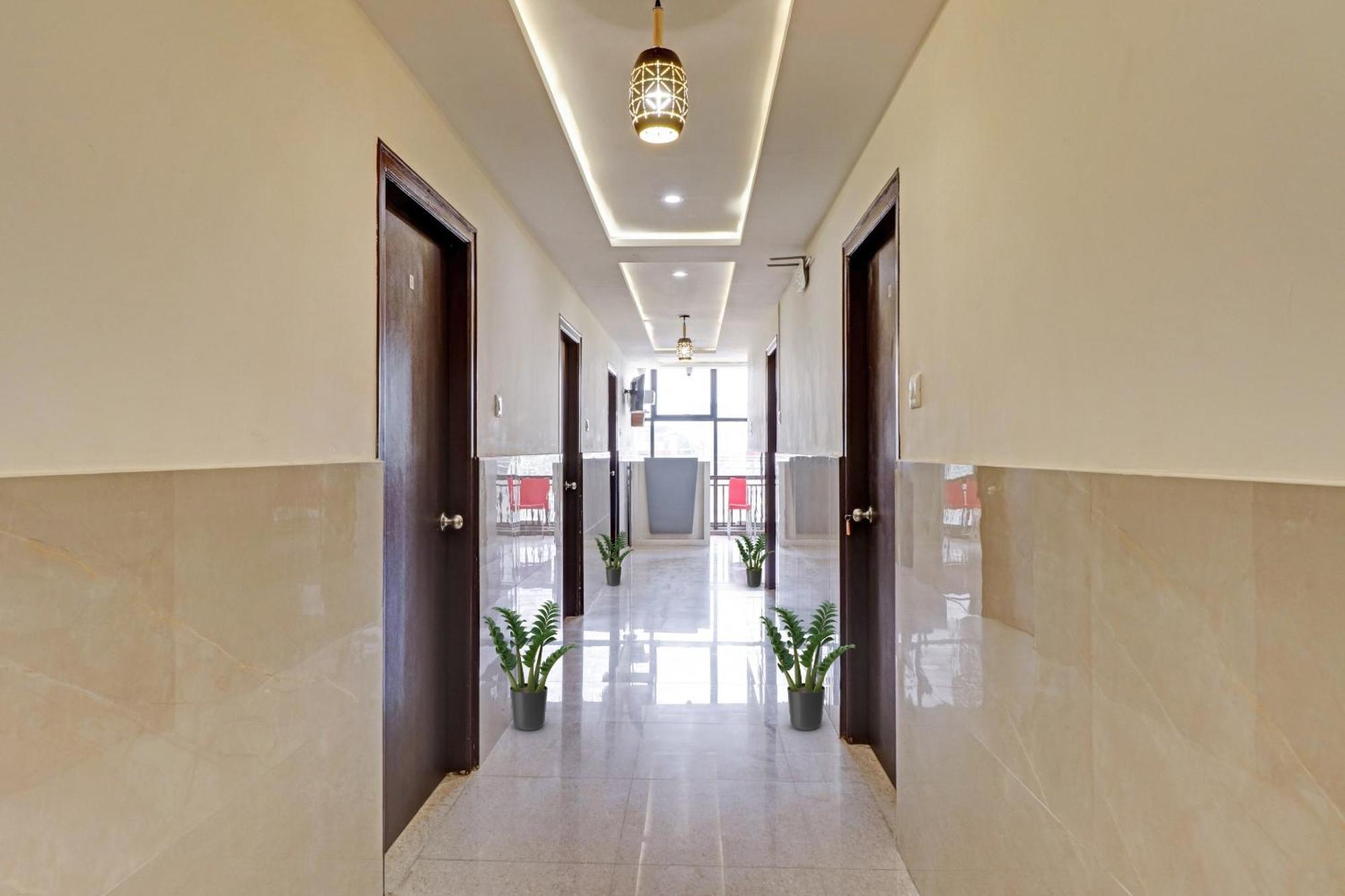 Hotel O Gn Nelli Suites Bangalore Exterior foto